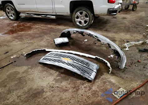 2015 Chevrolet Silverado K1500 Lt из США, поврежденный, VIN 1GCVKREC2FZ294139